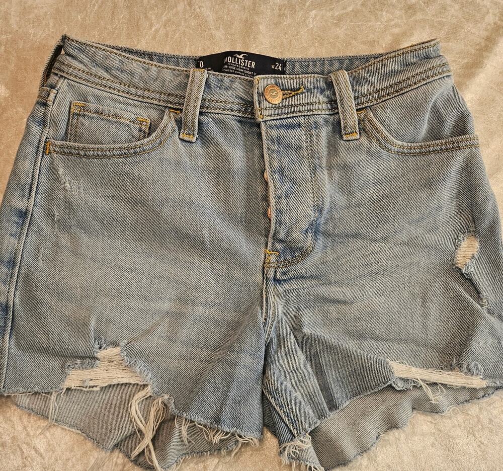 Hollister Denim Cut-off High-Rise 3" Mom Shorts EUC Stretch Button-fly 84